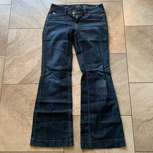 Dark wash wide leg jeans | zipper and button details